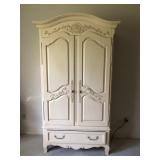 Ethan Allen armoire *not items inside