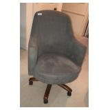 Desk chair