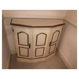 Wall mirror and console table