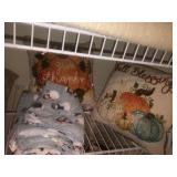 2 Fall pillows and 2 Snowmen throws