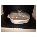 Corningware with lid 9-3/4x9-3/4x2