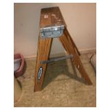 2 ft Werner wood step ladder