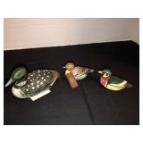 3 small duck figurines