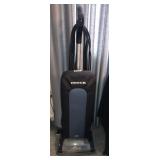 Oreck vacuum w/extra bags