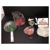 Flat and floral arrangement assorted marbles