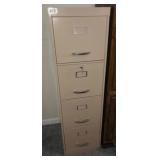 Metal 4 drawer file cabinet *has key