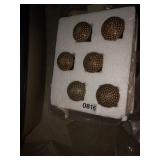 Rubbermaid 10gal tote with fall decor