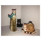 3 cat figurines