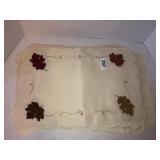Fall leaves place mats and runner