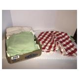 Linen table cloth and napkins