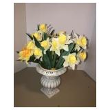 8.5in vase with silk flowers