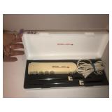 Betty Crocker series II electric knife set