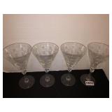 4 wine goblets