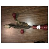 Stanley #624 hand drill, 2 small oil cans