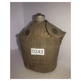 US army canteen WWII *1 snap needs fixed