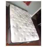 60x80 Queen size Stearns&Foster mattress&boxspring