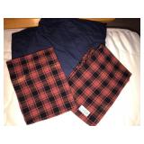 2 pillow cases and sheet