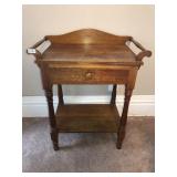 Walnut one drawer washstand table