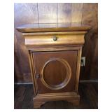 Lexington one door one drawer stand *rough top