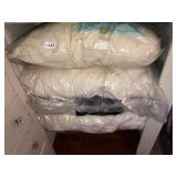 4 bed pillows
