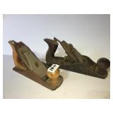 2 wood planes