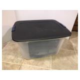 71qt tote with lid with men's misc blue jeans