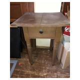 One drawer table 29inx22inx23in