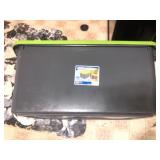 Sterilite tote with lid 30gal