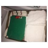 2 bath towels, wash cloths, hand towels