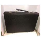 Radio Shack microphone and cord case