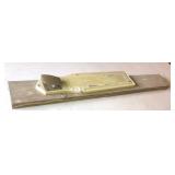 Skinning board