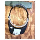 Head magnifier