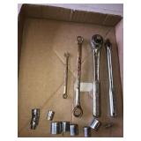 Craftsman breaker bar, ratchet, sockets
