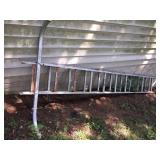 Aluminum step ladder w/stabilizer