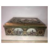 Metal cookie tin