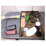 Misc kitchen, Lodge skillet pads, cookbooks, misc