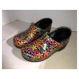 Dansko shoes size 40