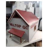Hilltop Golf Course Birdhouse Box