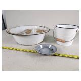 Enamelware Pot and Small Bucket Set