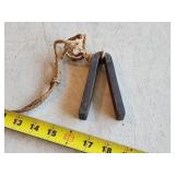 Vintage V-Shaped Magnet