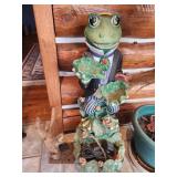Frog Fountain and Miscellaneous Decor