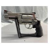 Smith & Wesson Model 500 W/Hard Case