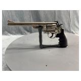 Smith & Wesson .44 Mag in Wood Box