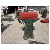 Electric leaf shredder