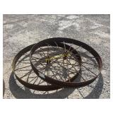 Set of wagon wheels (2)