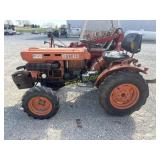 Kubota B7100 Tractor