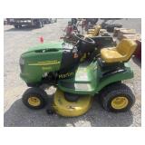 John Deere L111 tractor