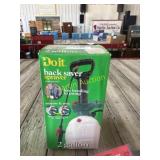 Unused 2 gal sprayer   RWX