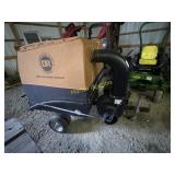 DR Leaf and Lawn Vacuum,