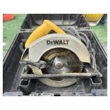 DeWalt Circular Saw and extra blades